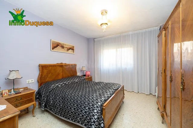 Piso de 3 dorm. en Zaidín cerca del IES Alhambra - foto 3