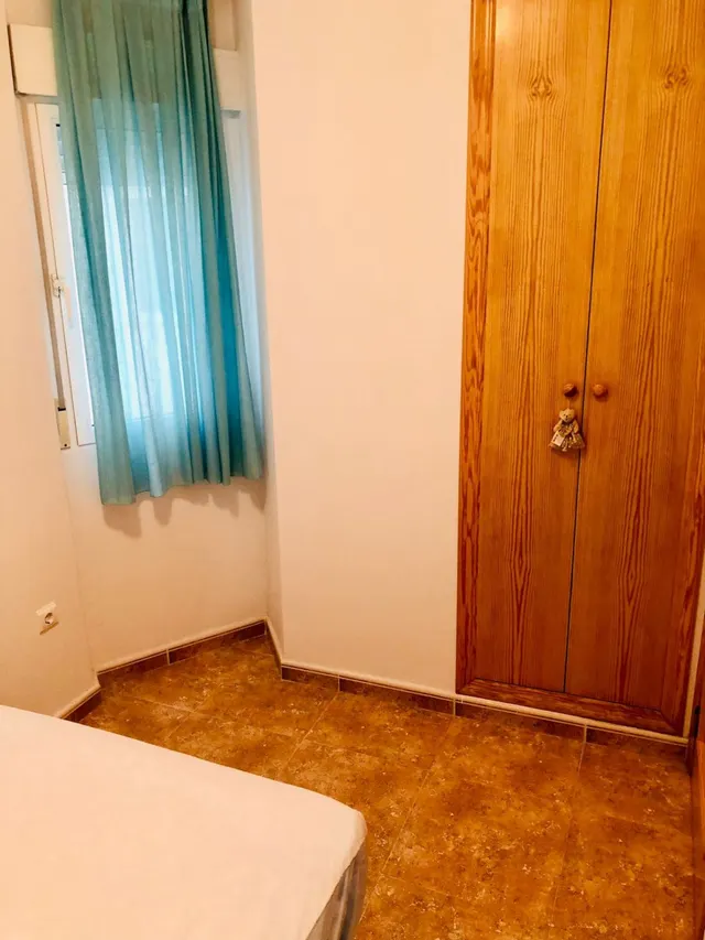 Alquiler de larga estancia en primera línea lateral de playa — 25