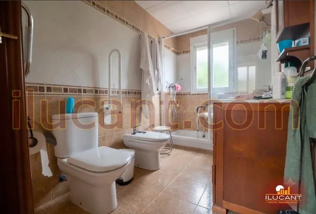 ***SIN COMISION DE INMOBILIARIA*** LAS PAULINAS. Ubicación inmejorable – A solo 5 minutos de Alicante y 12 minutos de Playa de San Juan — 21