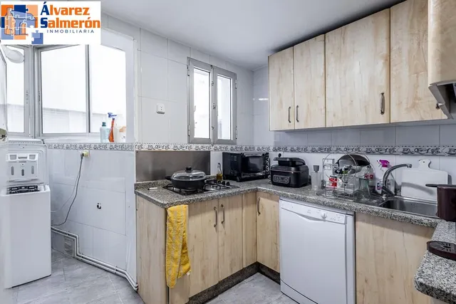 Piso amplio y luminoso en Ronda–Arabial — 11