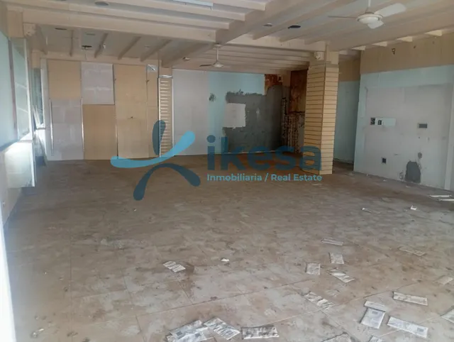 Oportunidad de Inversión: Local Comercial en Roquetas de Mar — 6