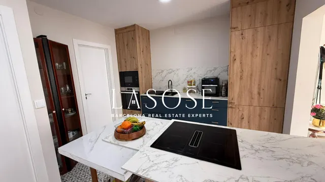 Espectacular piso amueblado con terraza privada en alquiler  - foto 3