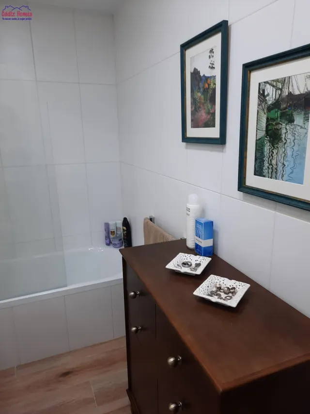 AMPLIA VIVIENDA CON ASCENSOR Y TERRAZA.-ZONA TEATRO FALLA — 26