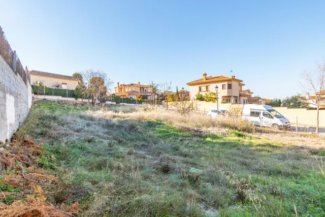 Venta de solar urbano, urbanización Cortijo de la Luz — 3