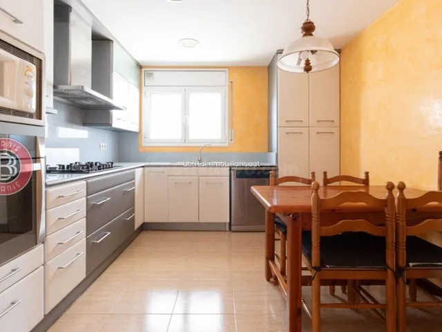 Chalet 5 habitaciones 238m² en venta - Carretera Igualada — 4