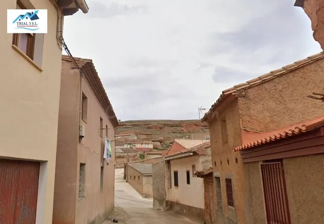 Venta de Casa Adosada en Villarroya de la Sierra (Zaragoza) — 2