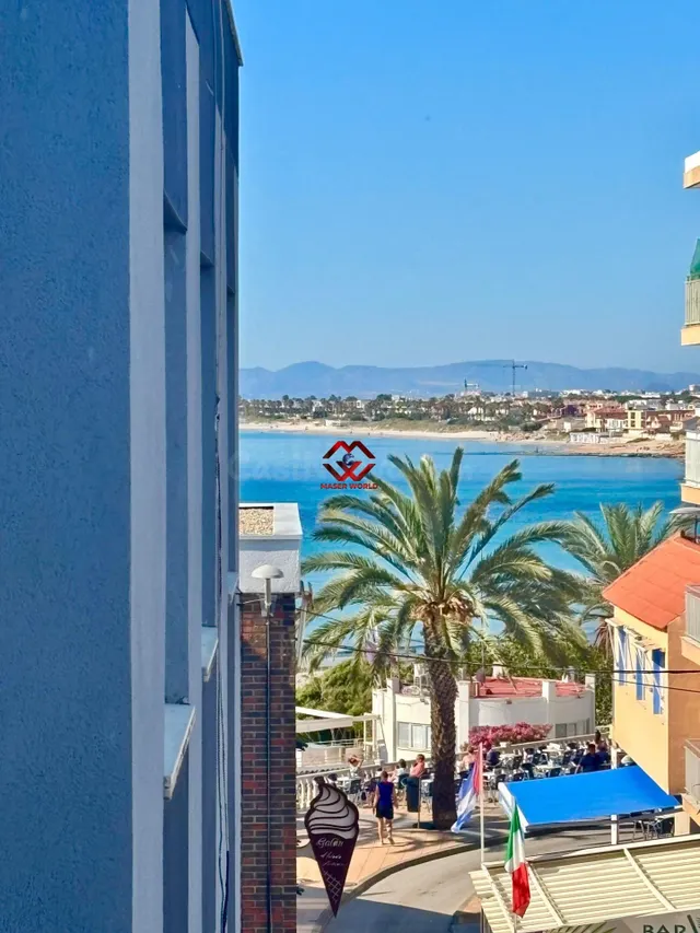 Apartamento reformado con vistas al mar y trastero en Pilar  - foto 2
