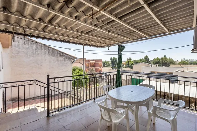 Gran casa en una sola planta con bajo de 130 m2 y solar de 3 - foto 5