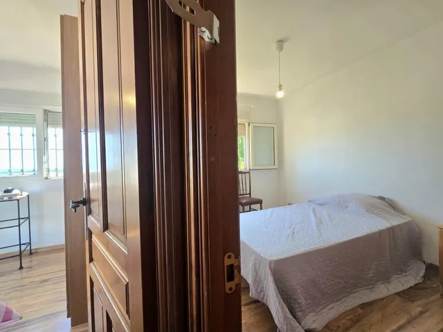 Chalet independiente con gran jardín y espectaculares vistas al mar — 24
