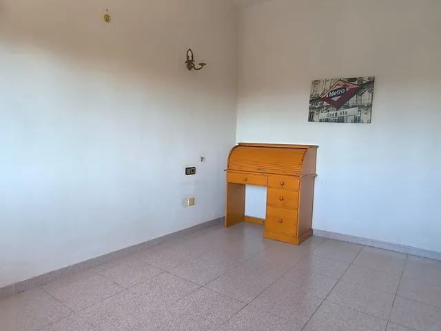 Casa independiente con parcela, 5 dormitorios y garaje en Alquerías (Murcia) — 37