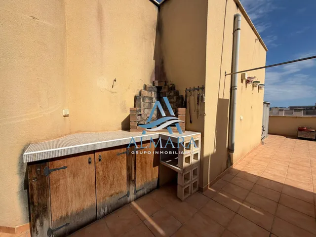 ÁTICO CON GARAJE EN EL CENTRO DE ÁGUILAS — 13