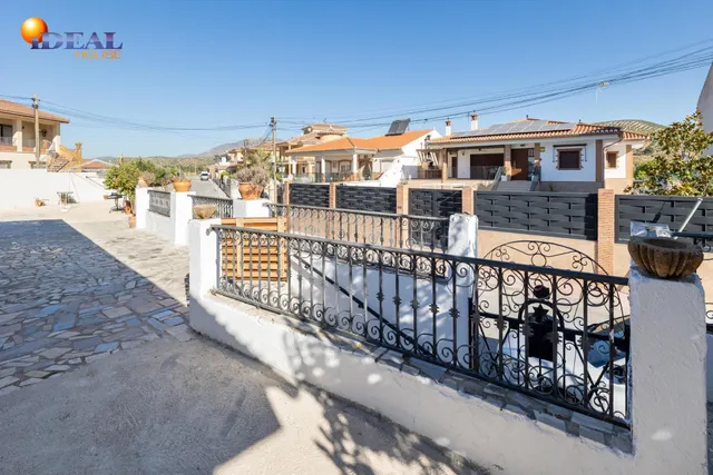 CHALET EN ZONA RESIDENCIAL DE DEIFONTES - foto 3