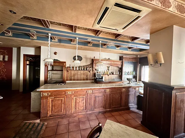 Amplio Negocio en Venta en Ogijares - Oportunidad Única — 7