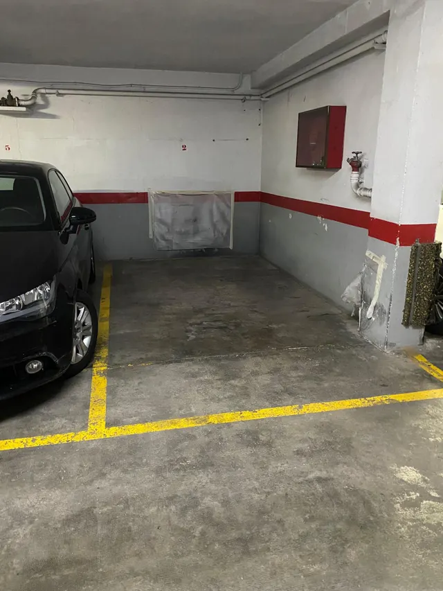 Plaza de parking en Les corts — 2