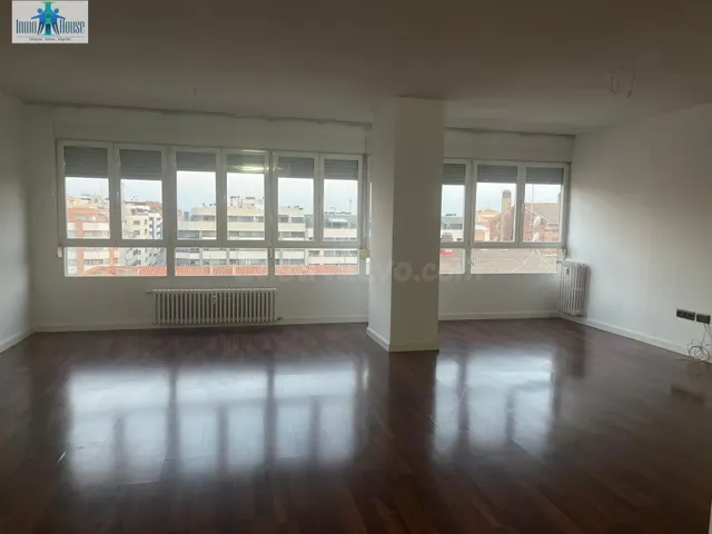 INMOHOUSE VENDE PISO ZONA PARQUE SUR - foto 2