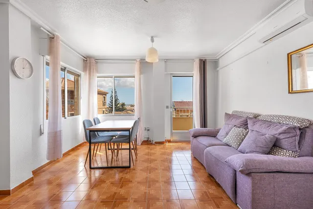 PISO DE ESQUINA CON VISTAS DESPEJADAS A LA LAGUNA ROSA DE TORREVIEJA - UNA OPORTUNIDAD ÚNICA — 9