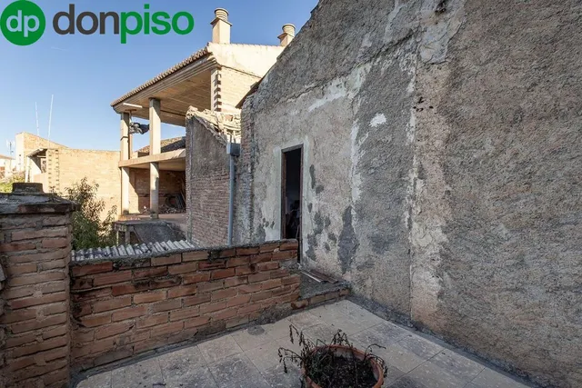 CASA CON TERRENO EN DURCAL — 24