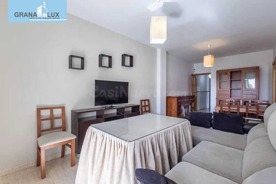 Piso en venta en Santa Fe con garaje y terraza.