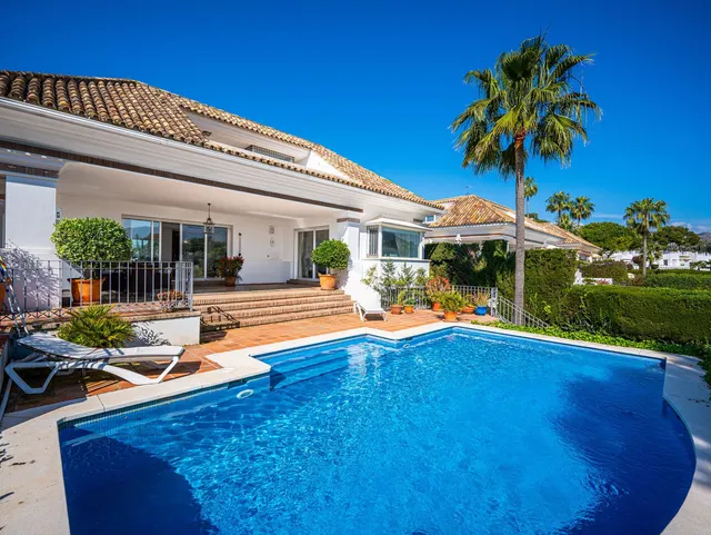 Chalet 7 habitaciones 660m² en venta - Marbella — 16