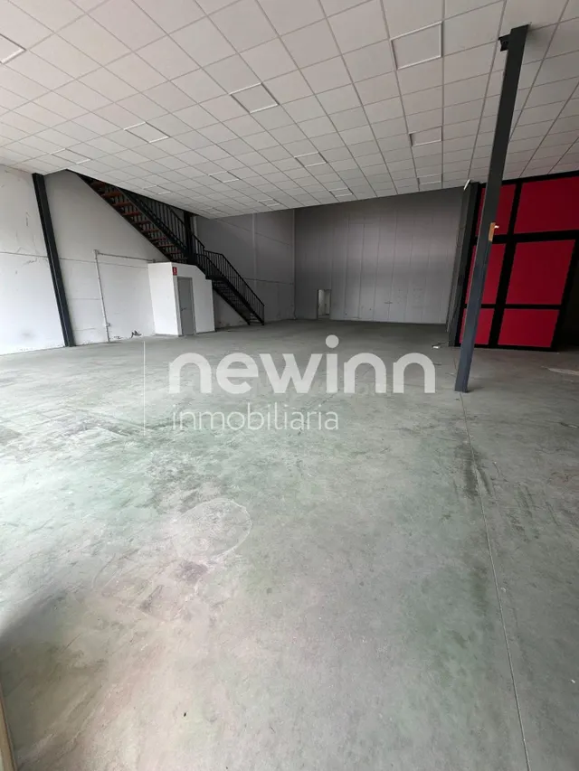 Fantástica Nave en la mejor zona de Palma del Río - foto 3