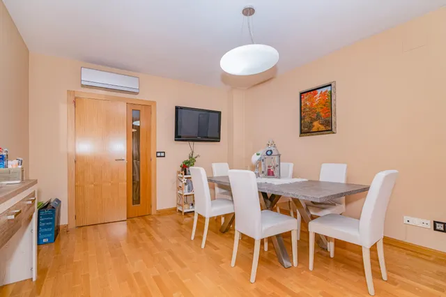 Exclusivo atico en residencial gran parque  en venta de 4 dormitorios en el barrio albayda — 15