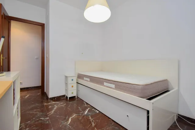 ¡¡ FANTÁSTICO PISO CON BALCÓN Y PISCINA EN BARRIO PERIODISTAS!! — 44