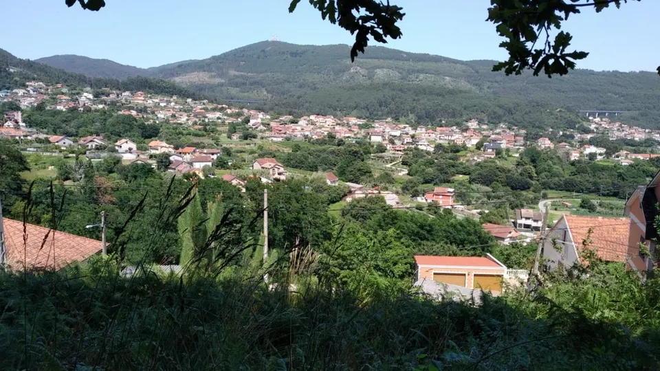 Terreno urbano edificable en Moaña