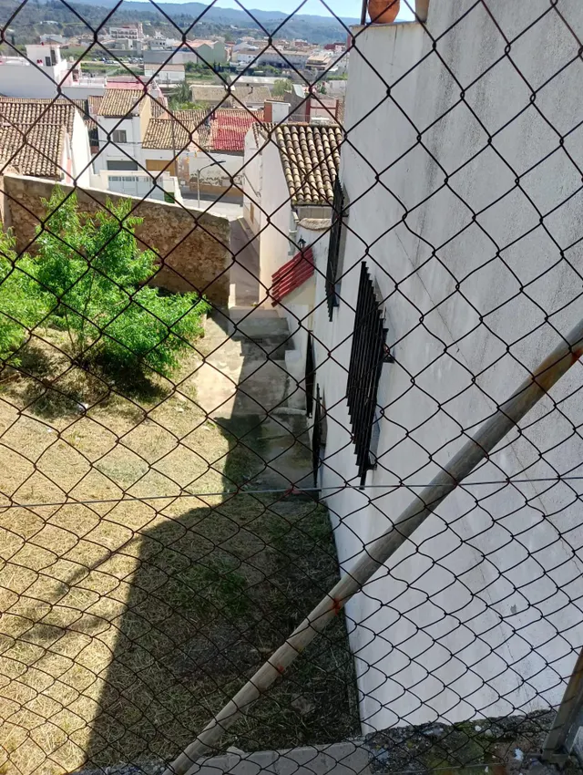 Parcela urbana en el centro de Montroy — 33