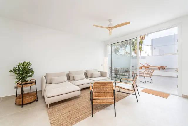 Planta baja de obra nueva con piscina privada en la Colonia de Sant Jordi — 9
