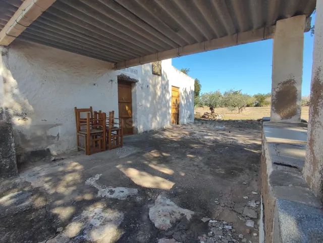¡Finca rústica excepcional en la zona de Racollet rodeada de - foto 4
