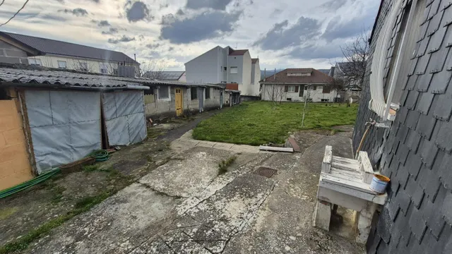CHALET EN VENTA EN LILLO DEL BIERZO — 46