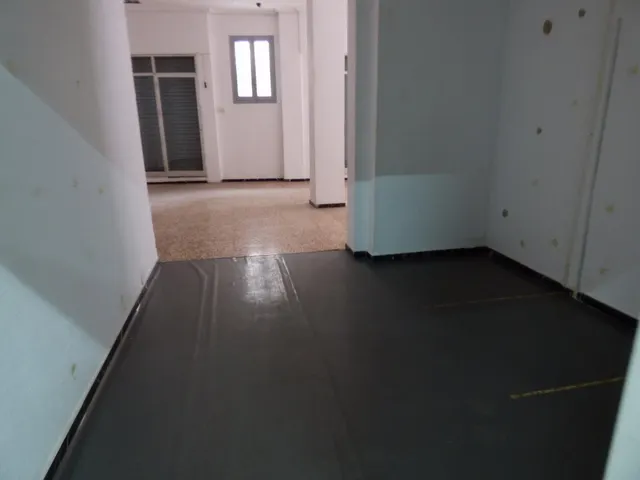 LOCAL ESQUINA de 170m2 — 8