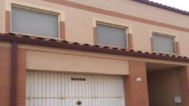 CASA EN VENTA EN C/ DIMECRES - RIUDECANYES — 3