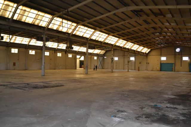 NAVE EN ALQUILER EN POLÍGONO INDUSTRIAL CEUTÍ - foto 4