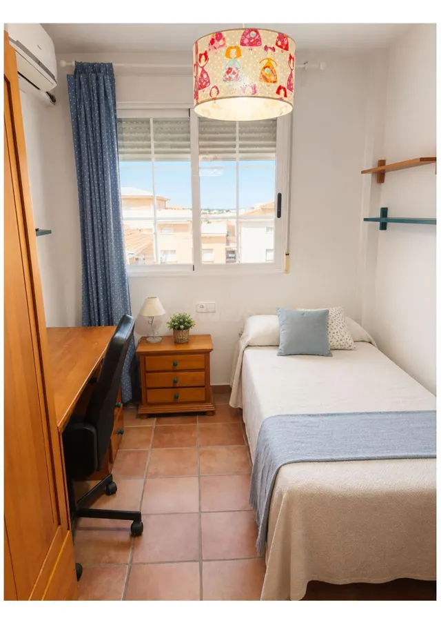 Encantador Chalet en La Ñora - Perfecto para Inversión