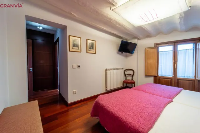 Preciosa casa a la venta en Sojuela — 19