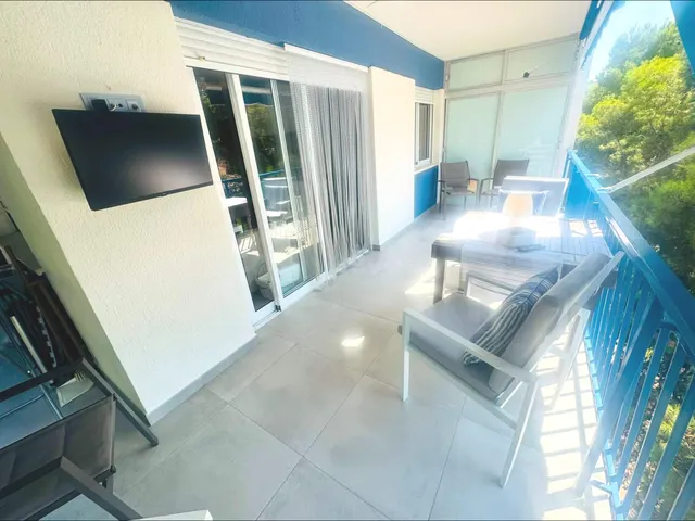 Alquiler de temporada apartamento con reforma integral — 5