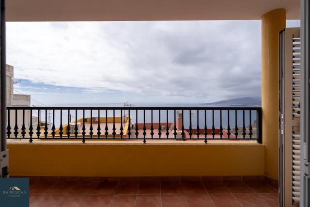 Chalet 4 dormitorios - Vistas al mar - Tabaiba media — 24