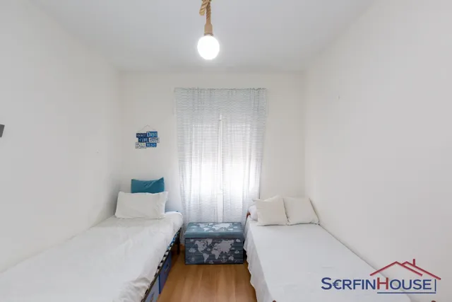 Tu próximo proyecto comienza en el centro de Santoña. — 15