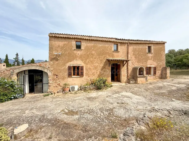 FINCA RÚSTICA CON ENCANTO EN SENCELLES