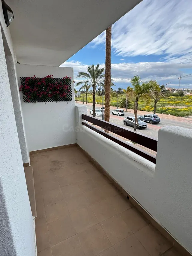 Serena Golf Escape: Tu Refugio Ideal con Amplia Terraza, Relax y Golf. ALQUILER TEMPORAL — 3