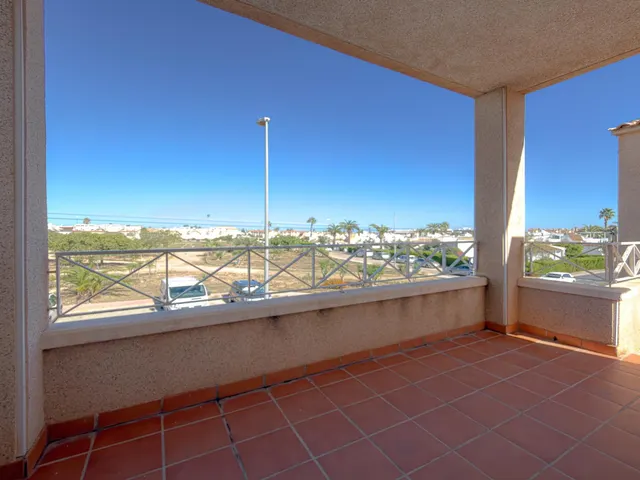 Playa Flamenca! Encantador Bungalow con gran terraza y vista - foto 3