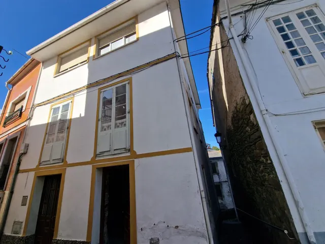GRAN CASA DE 241 M2 CON TERRAZA Y VISTAS A LA RÍA DEL EO | FIGUERAS, CASTROPOL — 38