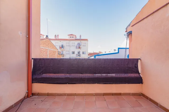 Amplia y Soleada Casa en Armilla, Zona San Miguel - foto 4