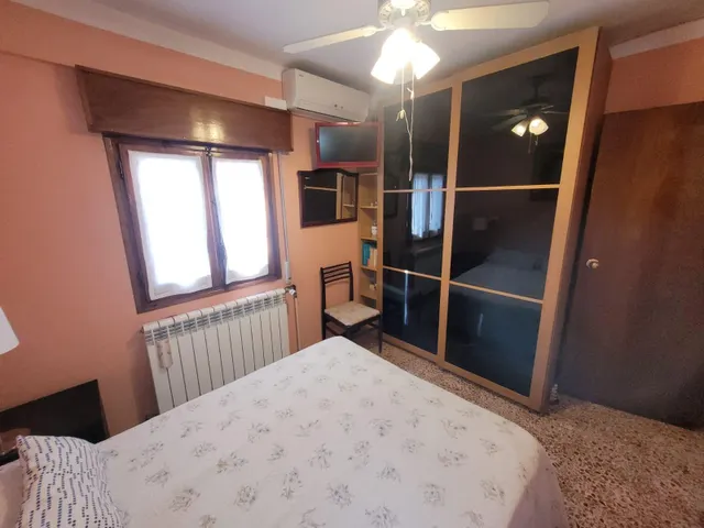 Impresionante Chalet con Amplio Terreno y Piscina en las Afueras de Zaragoza — 46