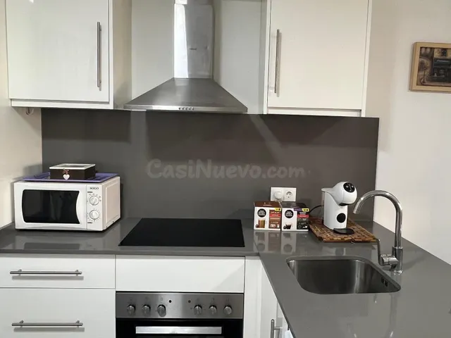 Piso amueblado en alquiler de larga temporada junto a Vialia – Málaga Centro — 2