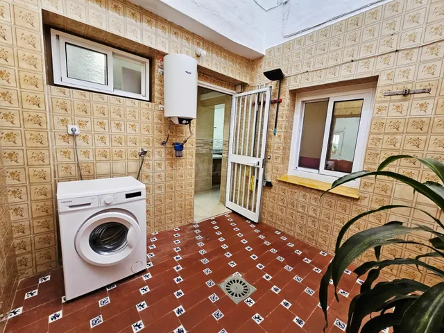 Casa mata con gran potencial cerca del centro de Arroyo de l - foto 4