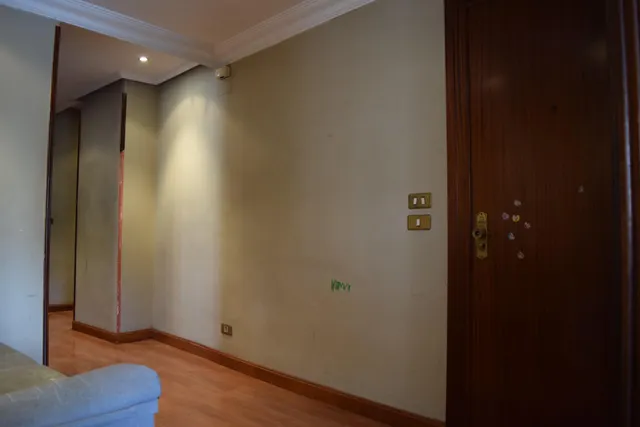 Piso Avenida Hermanos Menéndez Pidal — 15