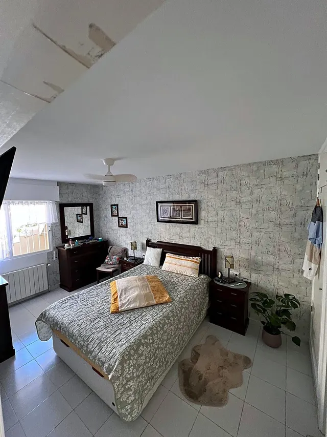 Bungalow con piscina comunitaria, Alicante, Orihuela Costa. 3 habitaciones, 105 m2, 3 kilómetros del mar — 33