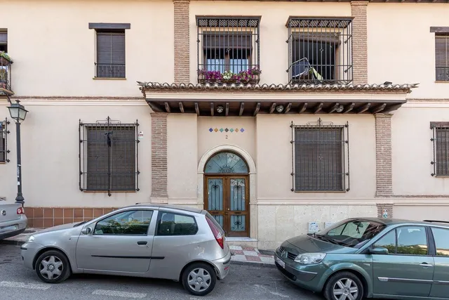 Piso en La Zubia — 25